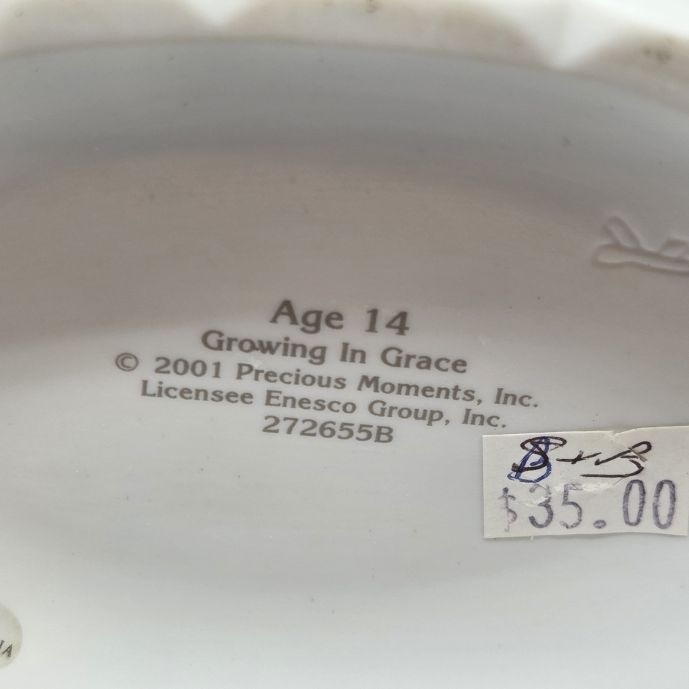 Precious Moments Growing in Grace Age 14 Figurine - Picture 4 of 5